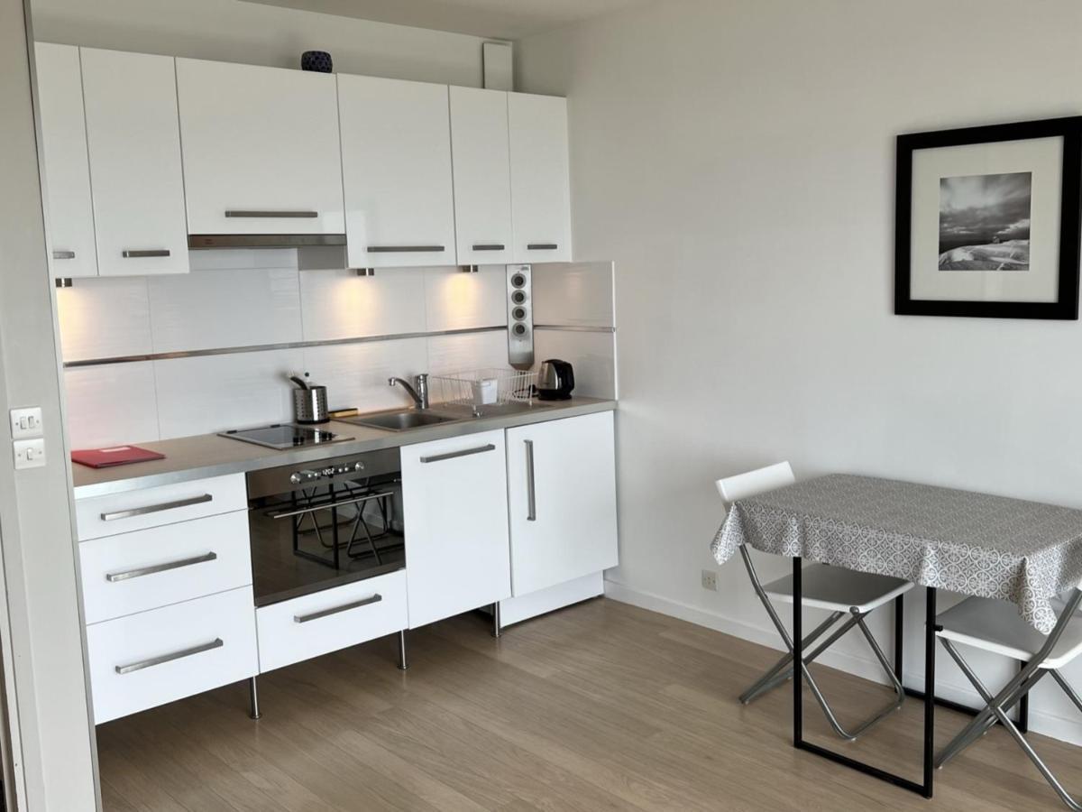 Studio En Centre-Ville De Cabourg Avec Balcon Et Parking - Fr-1-487-345 Extérieur photo